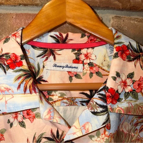 Tommy Bahama Florida Tropical Flamingo Short Sleeve Button-Up 100% Silk Size L